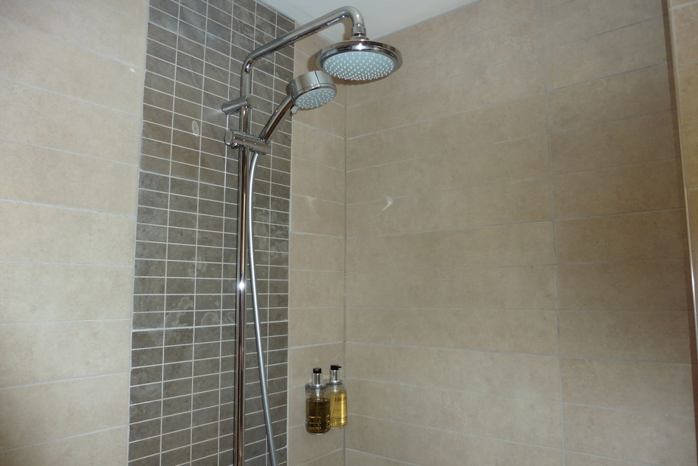 Brighton Inn Boutique Guest Accommodation 43/51