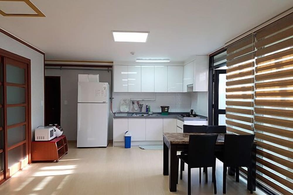 Pocheon Bluesky Pension 6/50