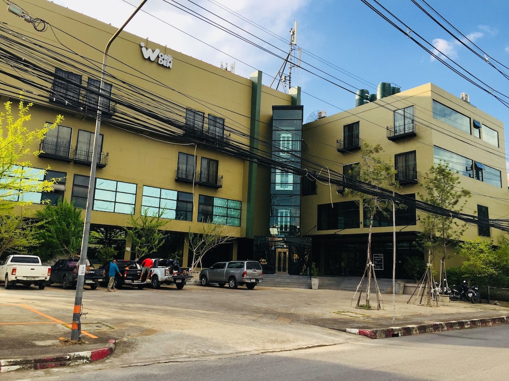 Work Den Chiangrai 12/57