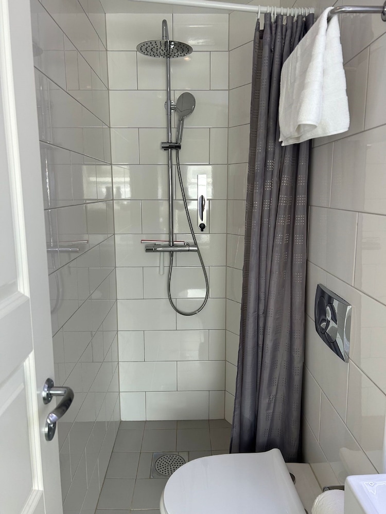 Unique Hotel Jungfrugatan 64/70