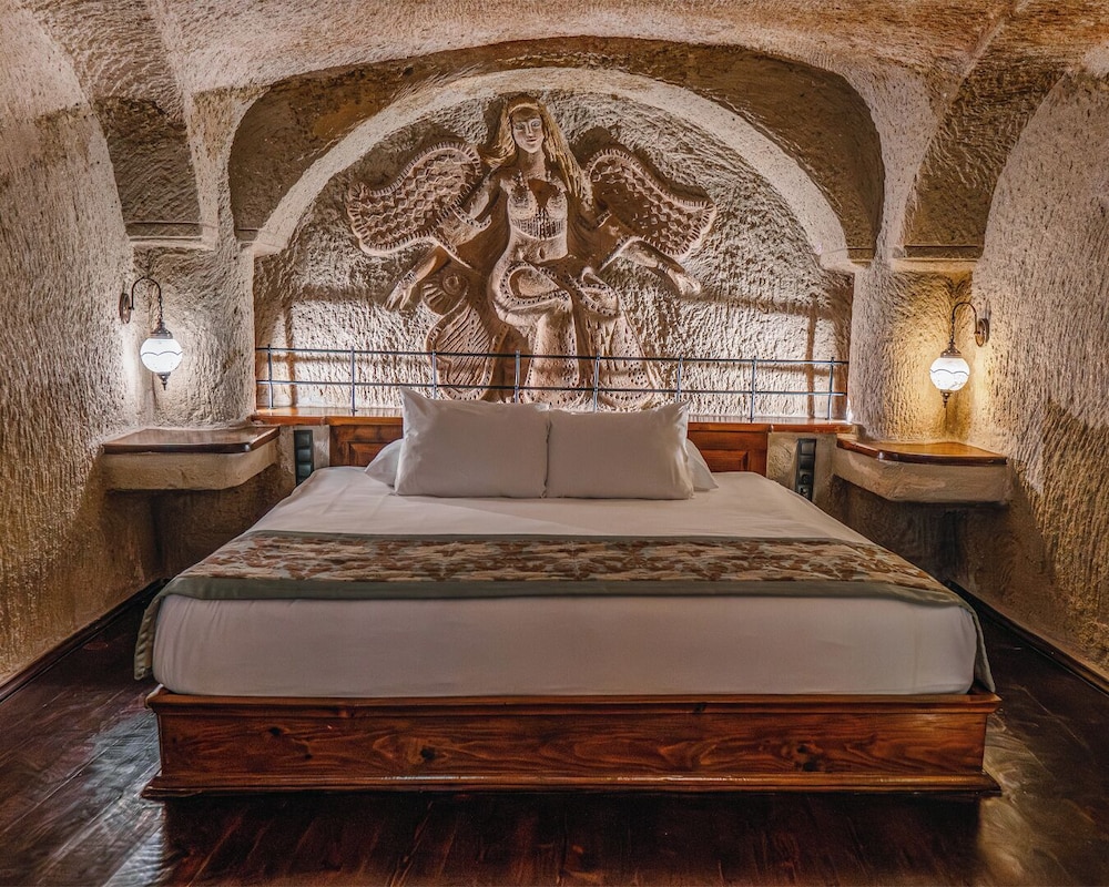 Sultan, Suite, King Bed, Trundle Bed