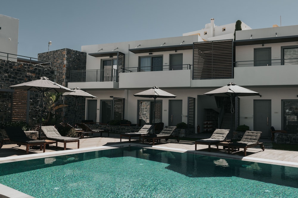Seascape Luxury Residences - Adults Only 62/71