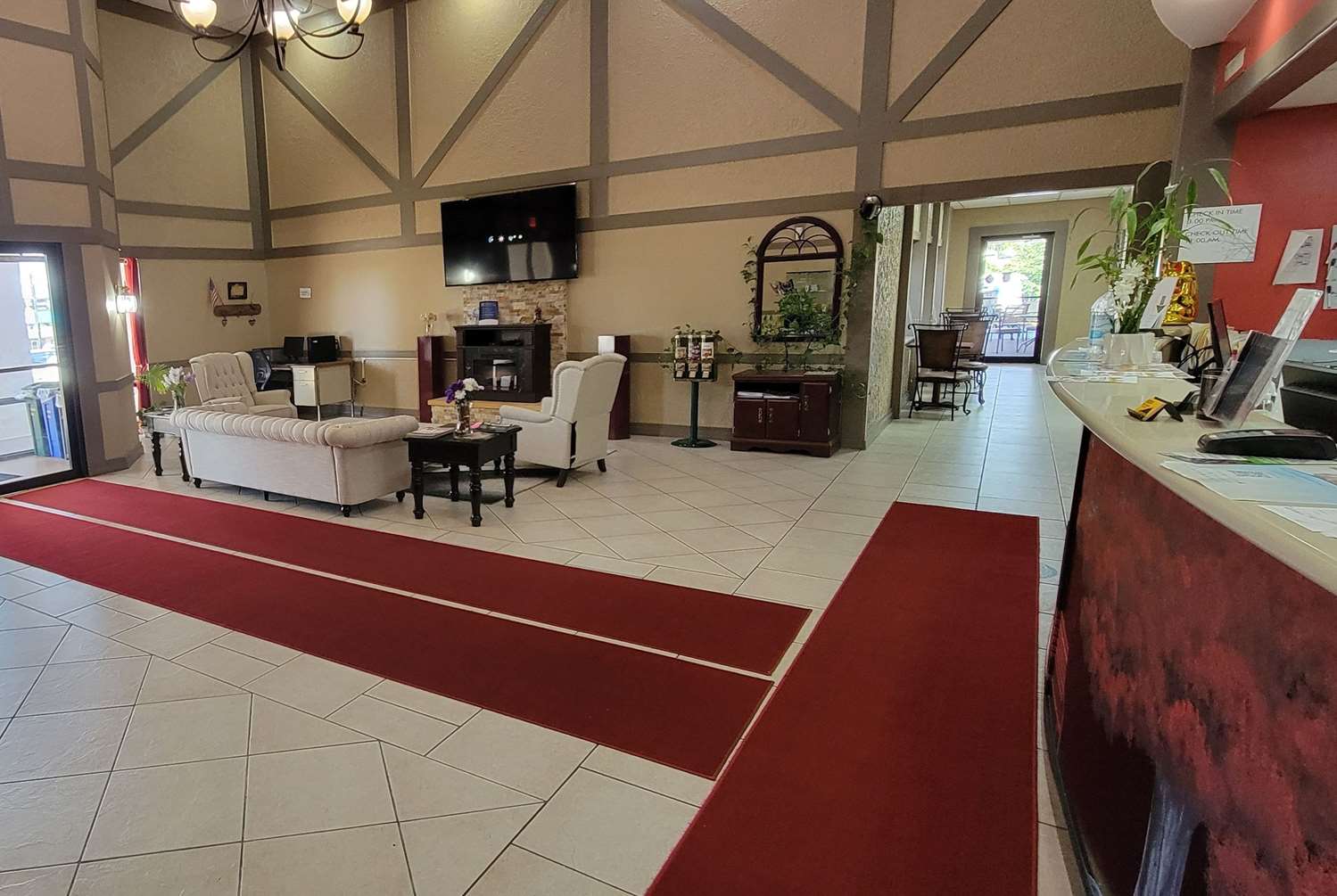 Ramada by Wyndham Mountain Home 7/40