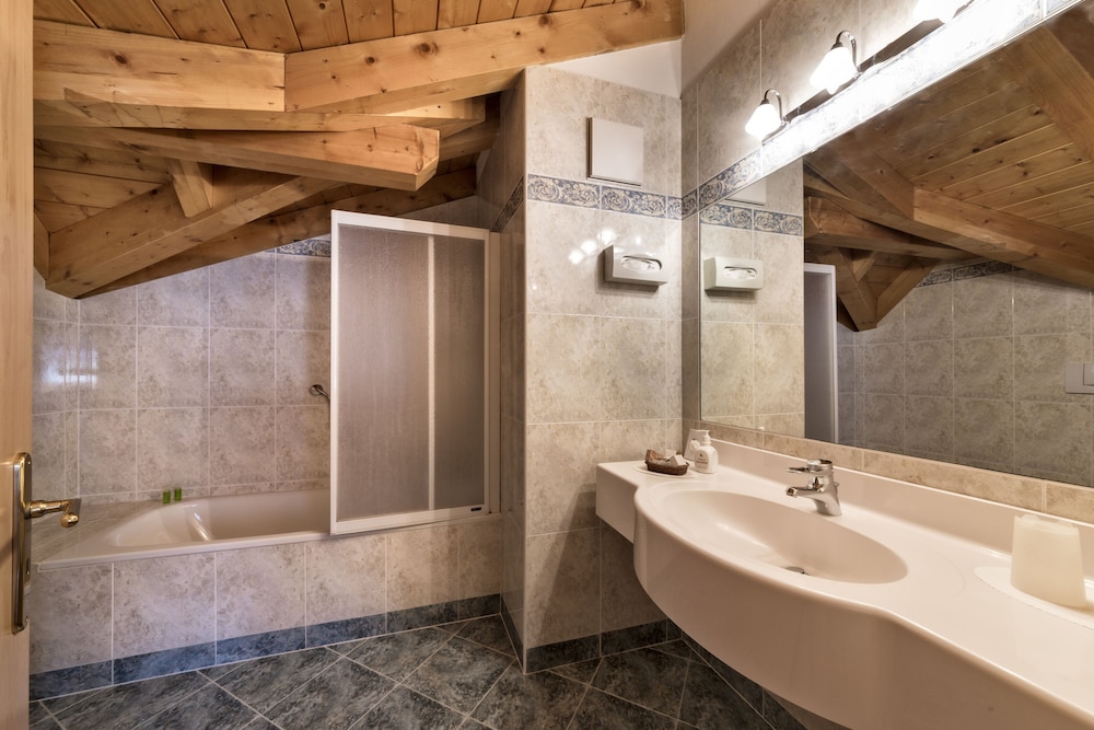 Hotel Interski 14/68