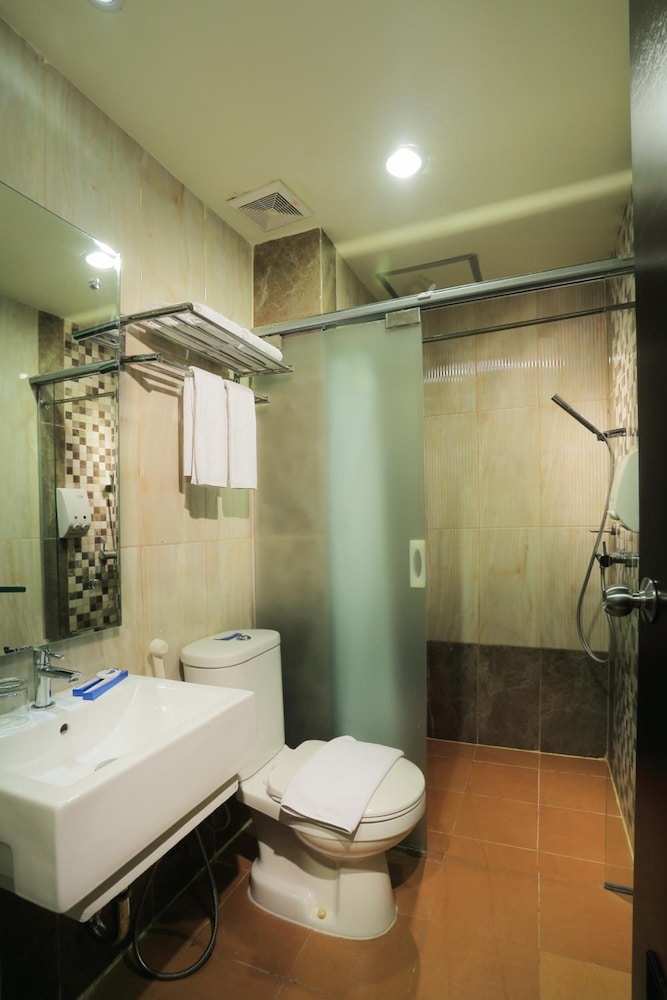 Transera Hotel Pontianak 18/36
