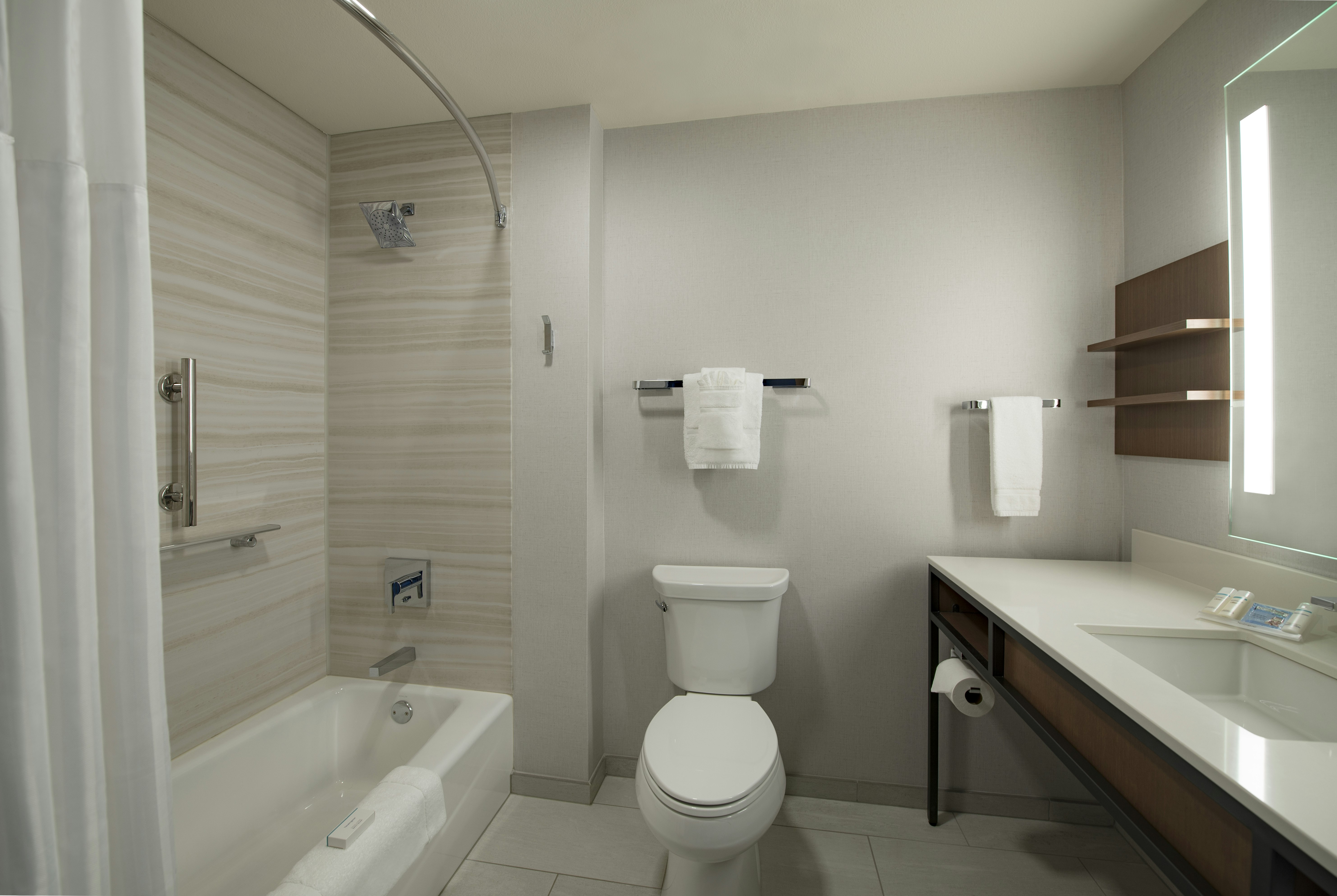 Hilton Garden Inn Wausau 20/20