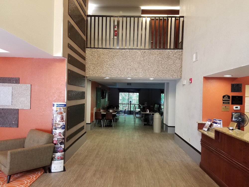 Best Western Magnolia Inn And Suites 26/36