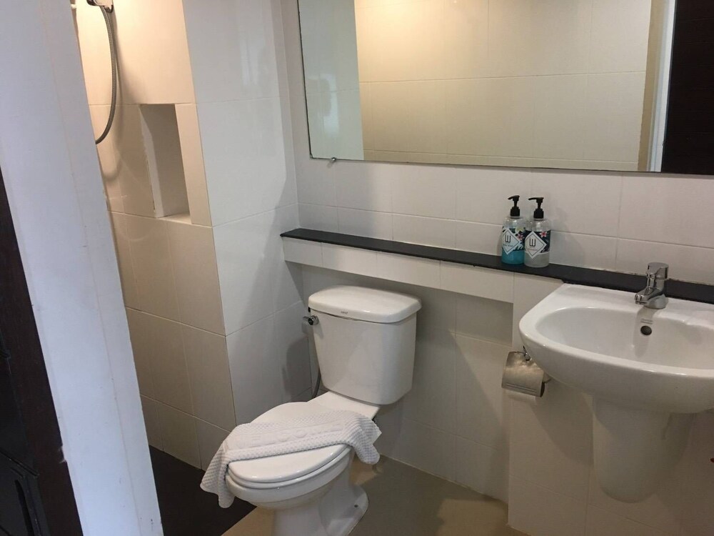 Wsotel Hotel And Serviced Apartment 62/66