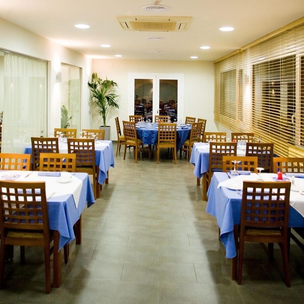 Canal Olimpic Hotel 47/64