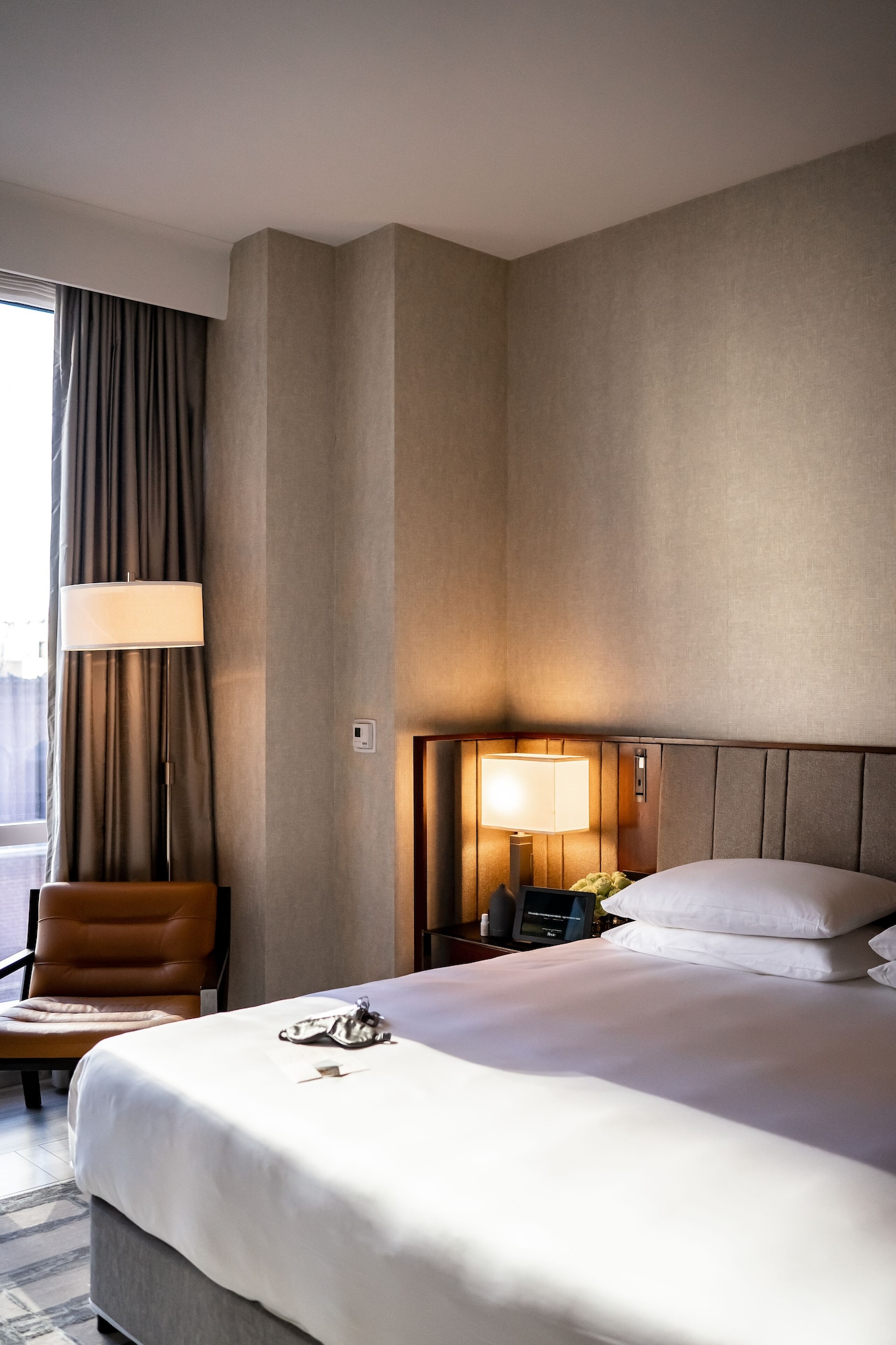 1 Bedroom, Sleep, Suite, King Bed