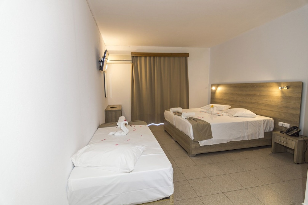 Tivoli Hotel Rhodes 6/50