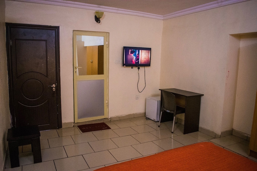Bavidi Hotel 16/68