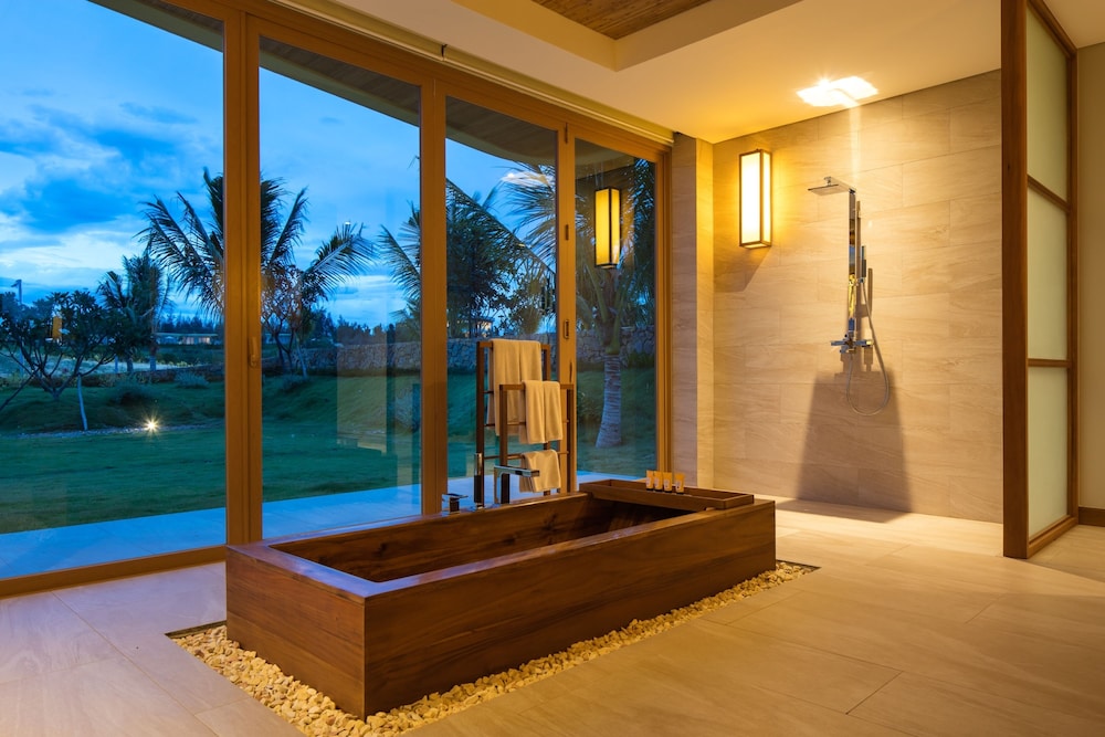 FLC Luxury Resort Quy Nhon 37/83