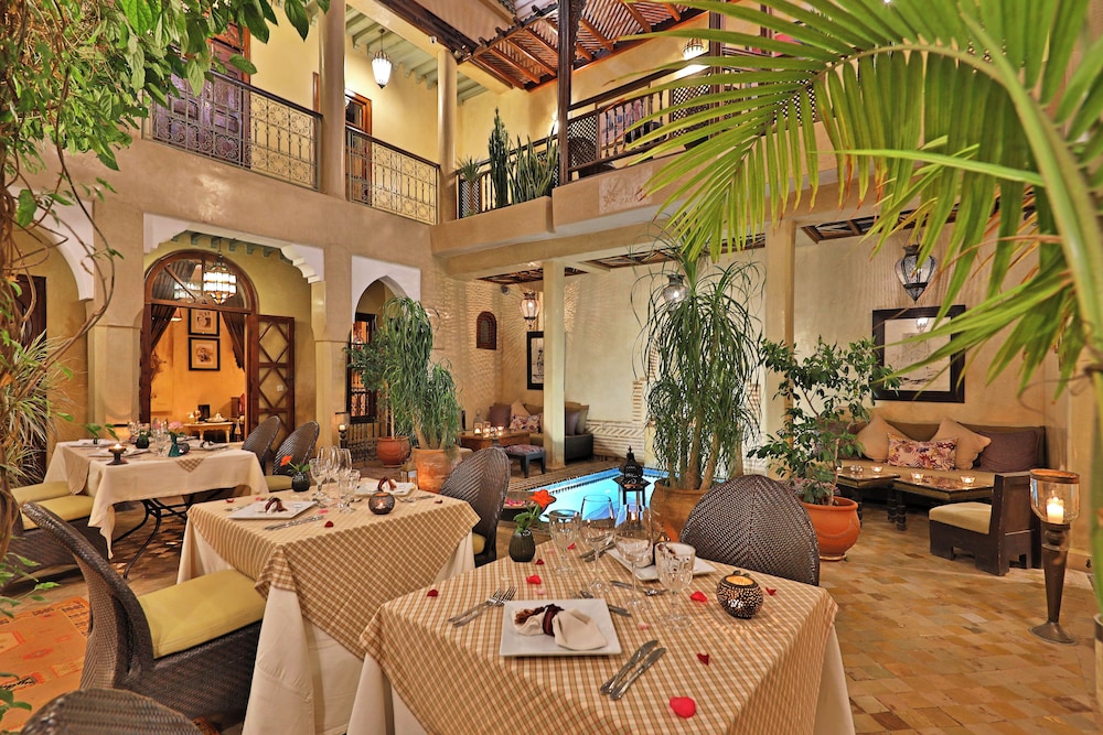 Riad Zayane 37/50