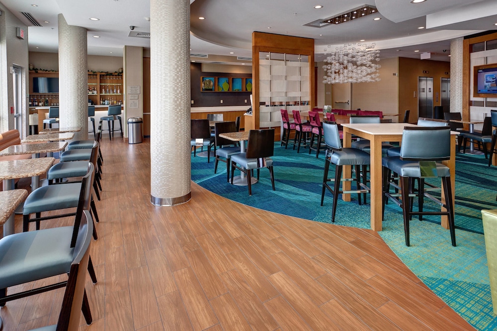 Springhill Suites Wichita Airport 55/69
