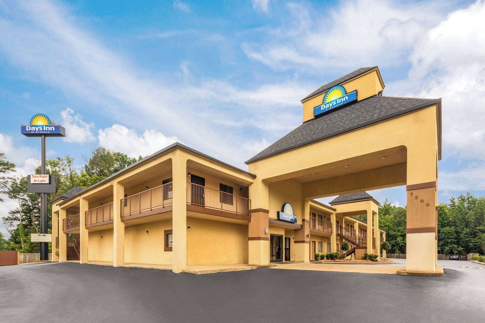 Days Inn by Wyndham North Little Rock/ Maumelle 4/56