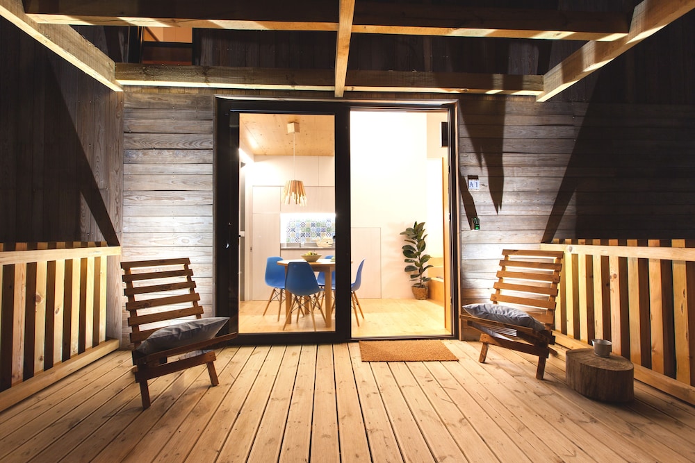 Bukubaki Eco Surf Resort 22/50