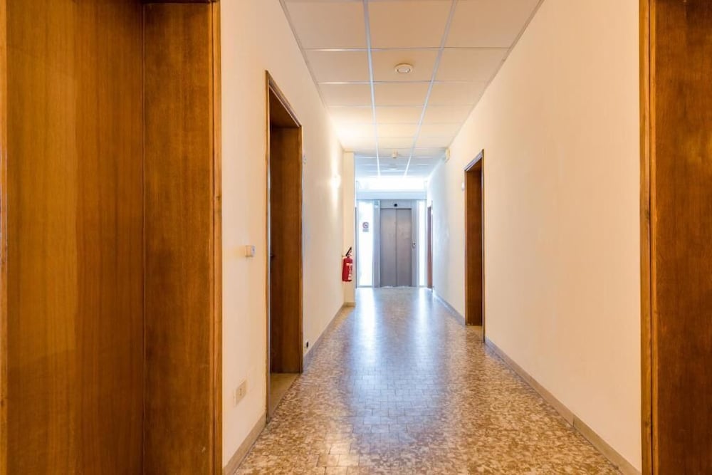 Hotel Stefania 16/36