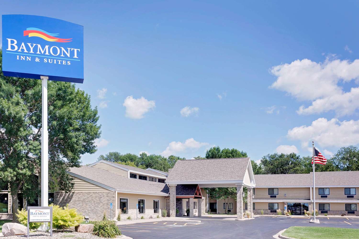 Baymont By Wyndham Owatonna 2/59