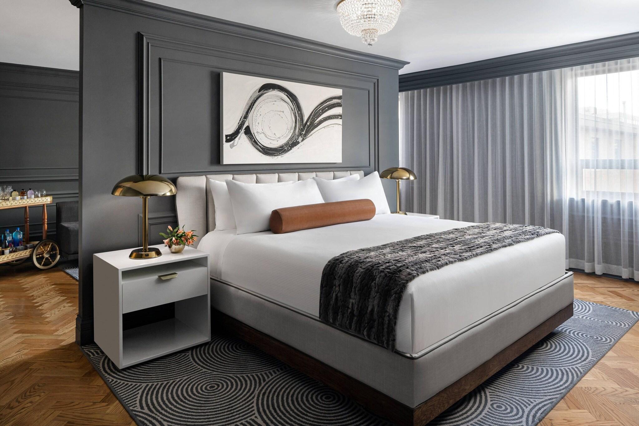 Premium, Suite, King Bed