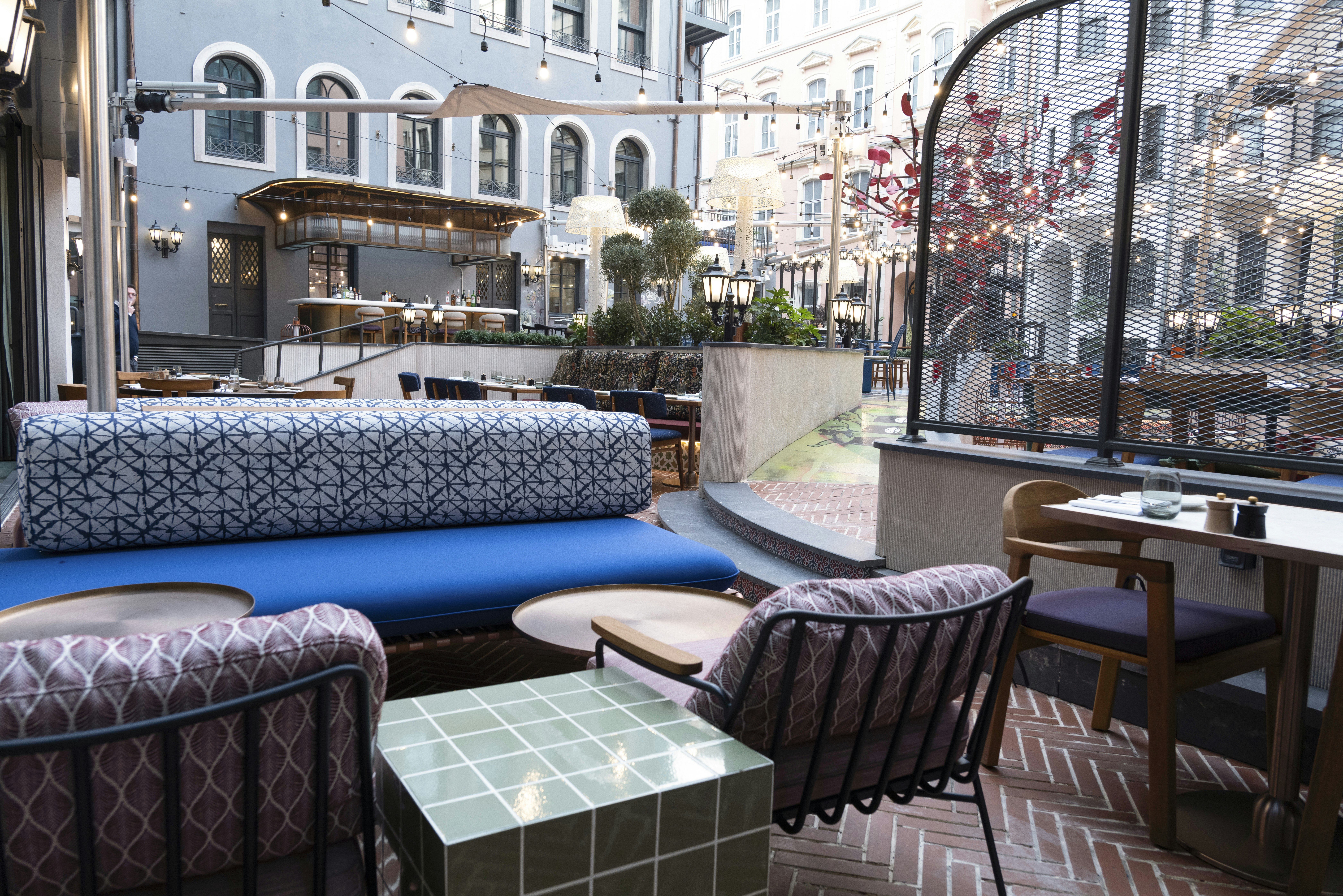Canopy by Hilton Istanbul Taksim 25/40