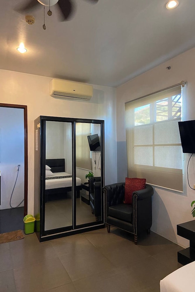 Micasa Lodge 36/50