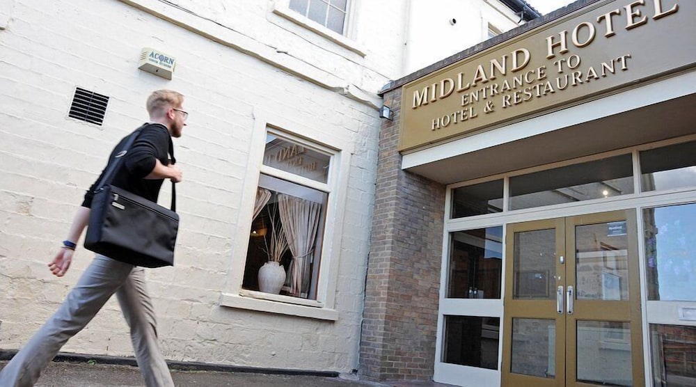 The Midland Hotel & Bar 9/44