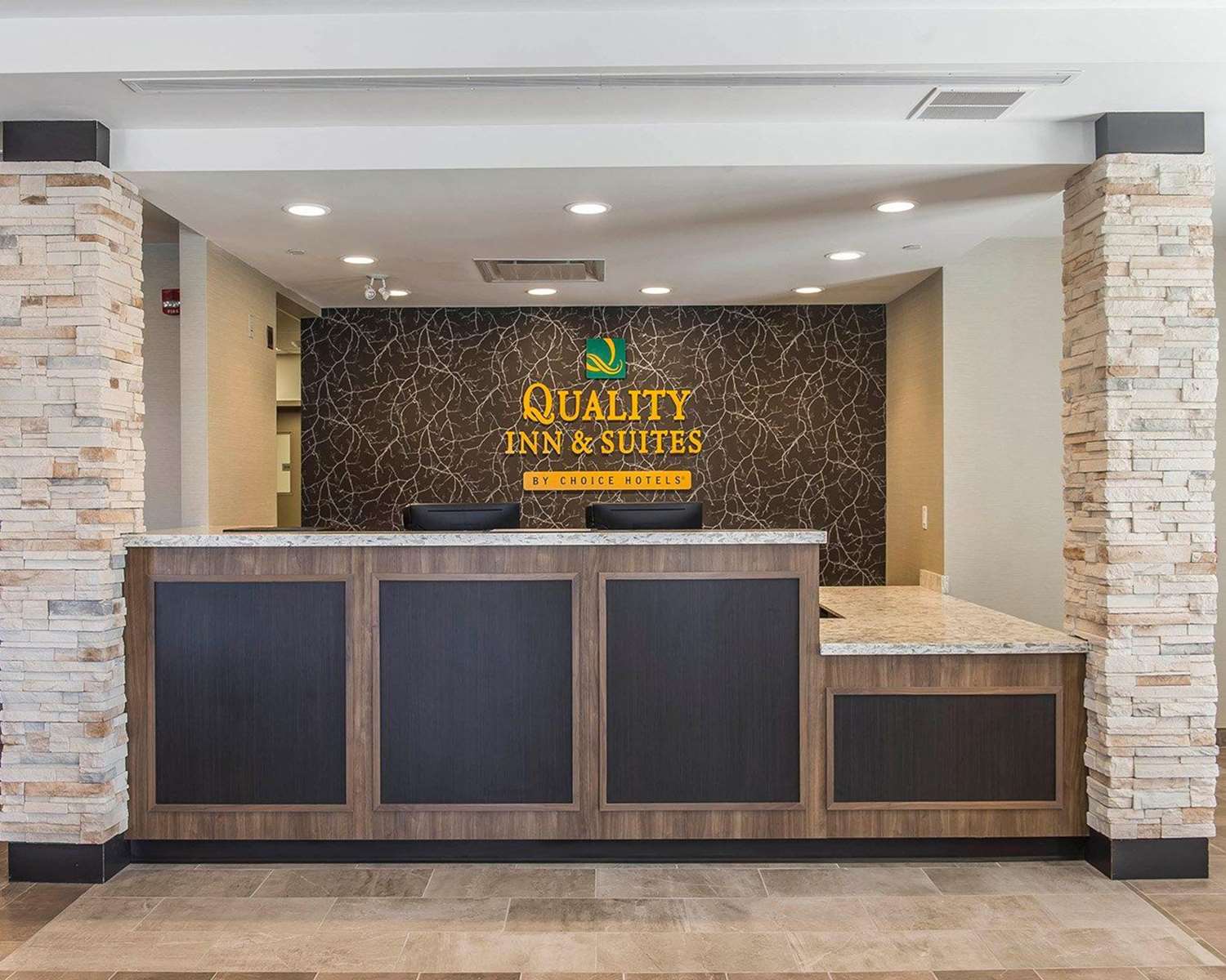 Quality Inn & Suites Kingston, ON 13/45