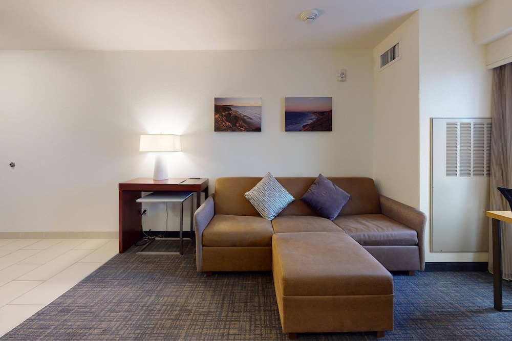 Residence Inn San Diego Del Mar 26/46
