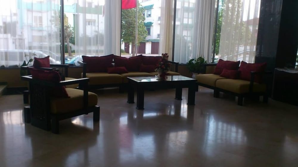 Dream S Hotel 24/37
