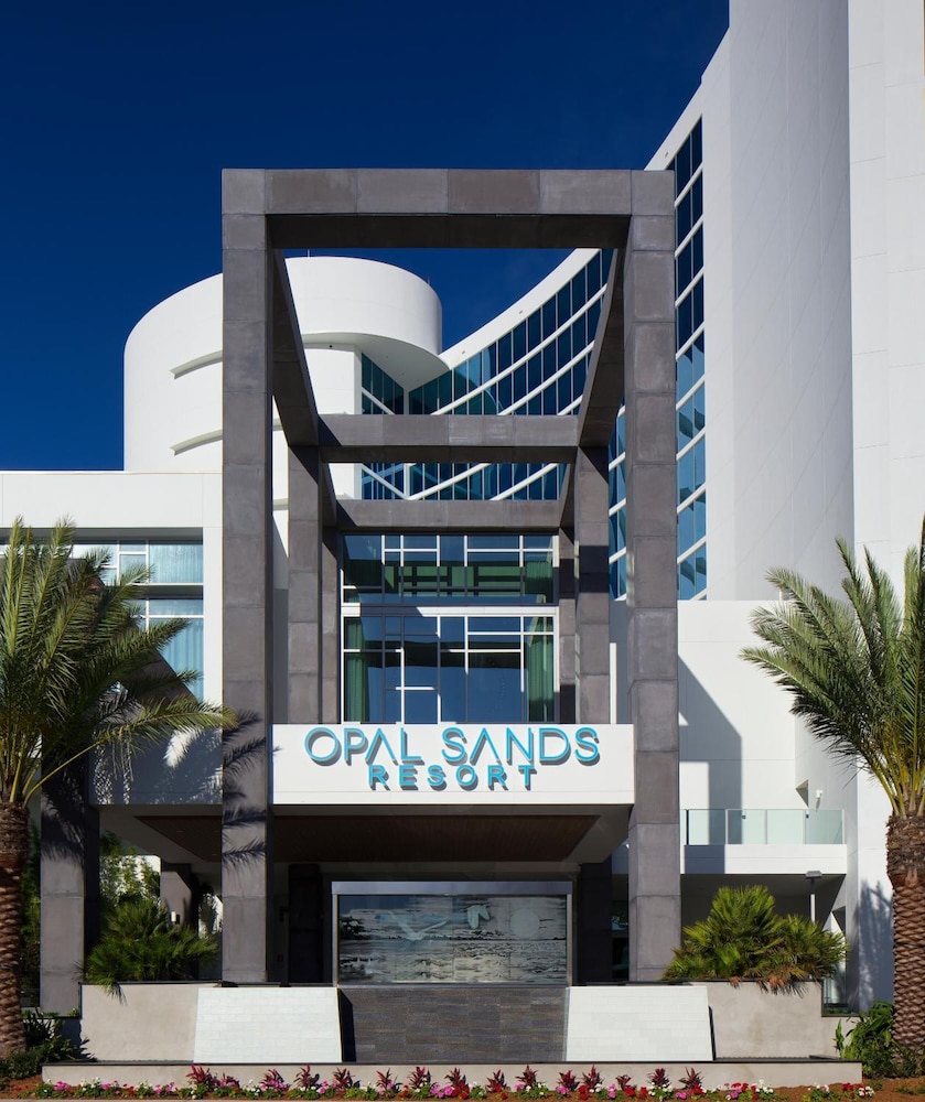 Opal Sands Resort 1/46