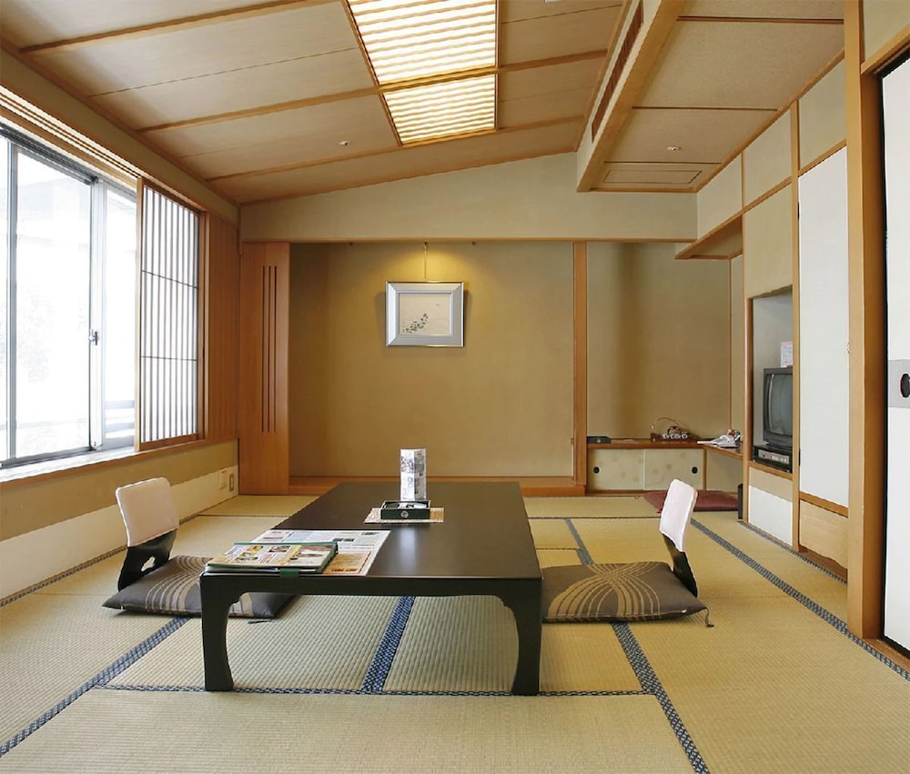 Tamatsukuri Grand Hotel Choseikaku 45/48