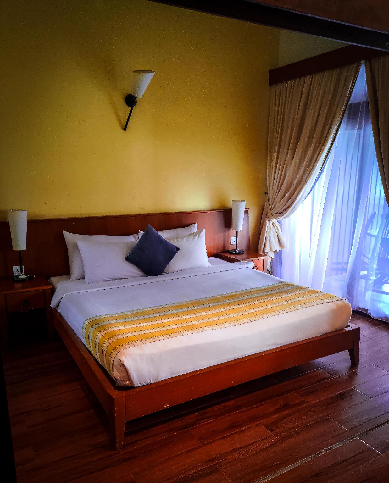 Water, Chalet, King Bed, Queen Bed, 2 Sofa