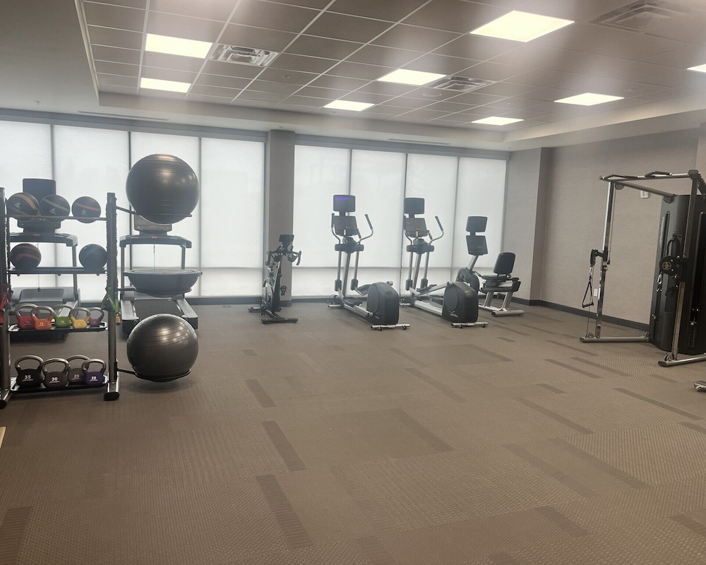 Towneplace Suites By Marriott Cincinnati Oakley 16/37