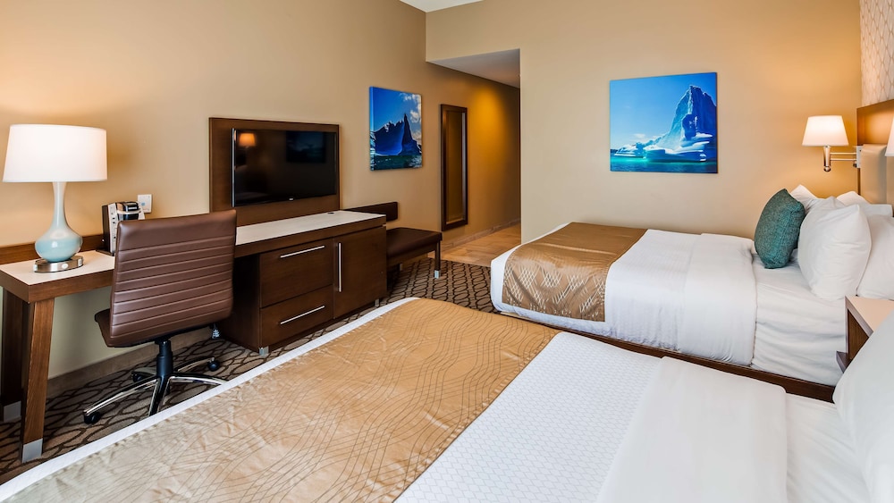 Best Western Plus St. John s Airport Hotel and Suites 9/36