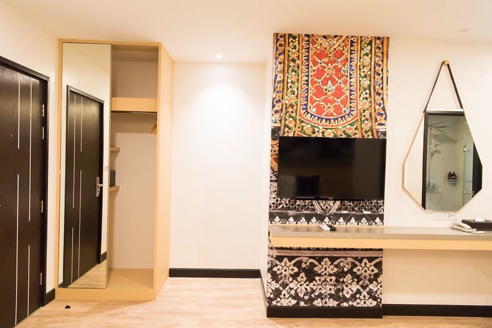 TARAWISH HOTEL 38/50