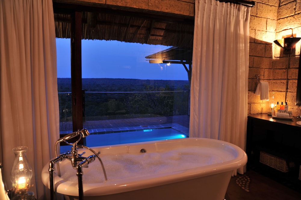 Zwahili Private Game Lodge and Spa 23/42