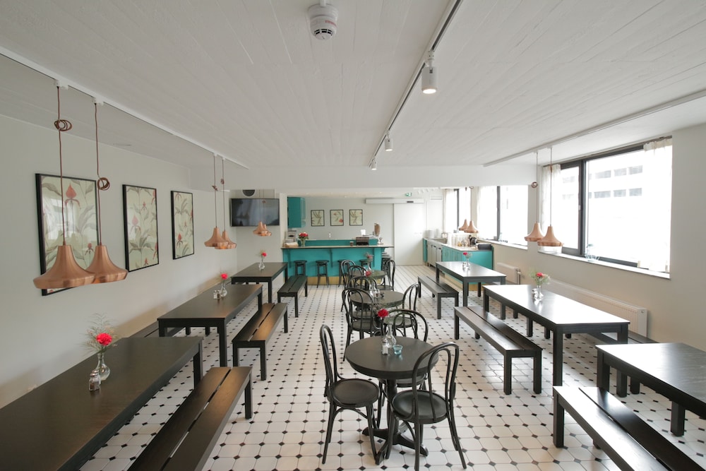 2home Hotel Gavle 51/59