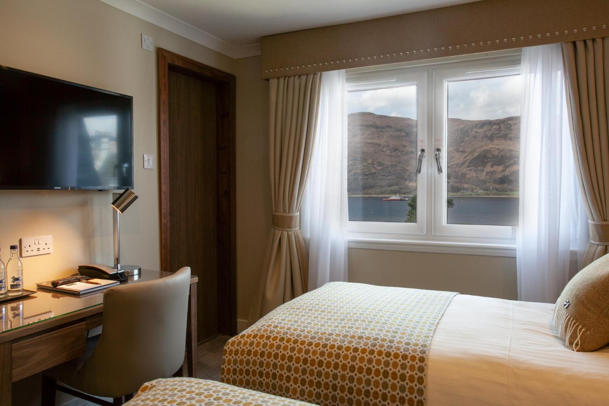 Room, Twin Beds, Loch View، Cruachan Hotel 5/10