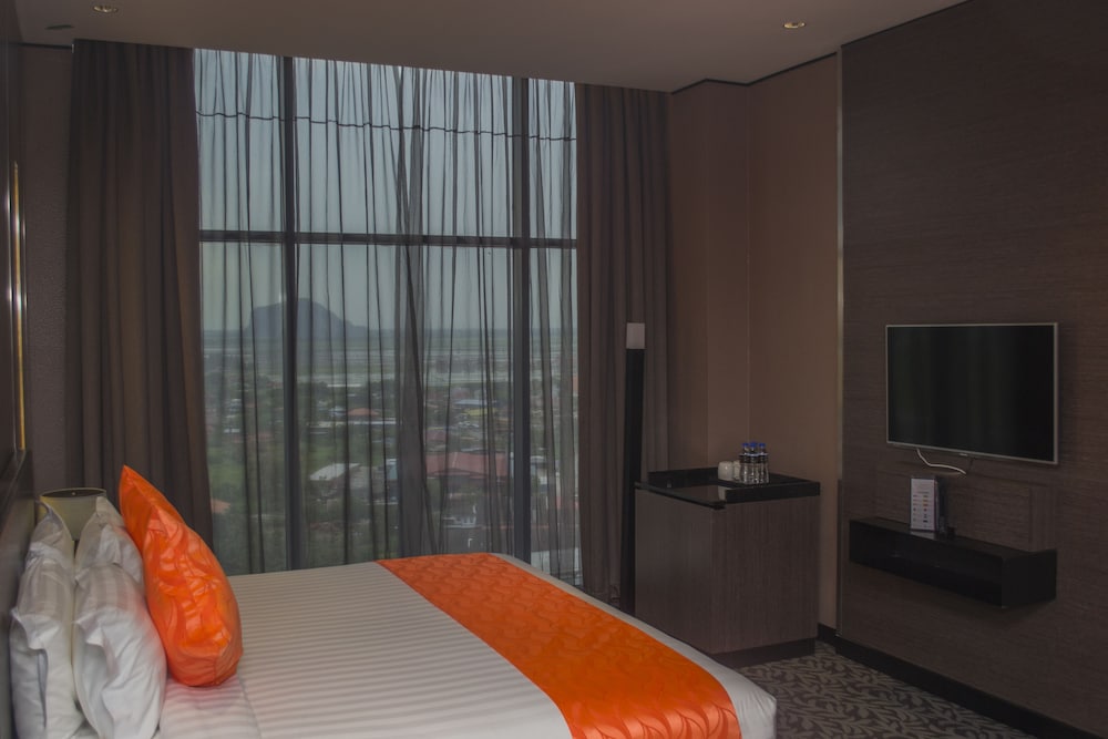 Grand Alora Hotel 23/49