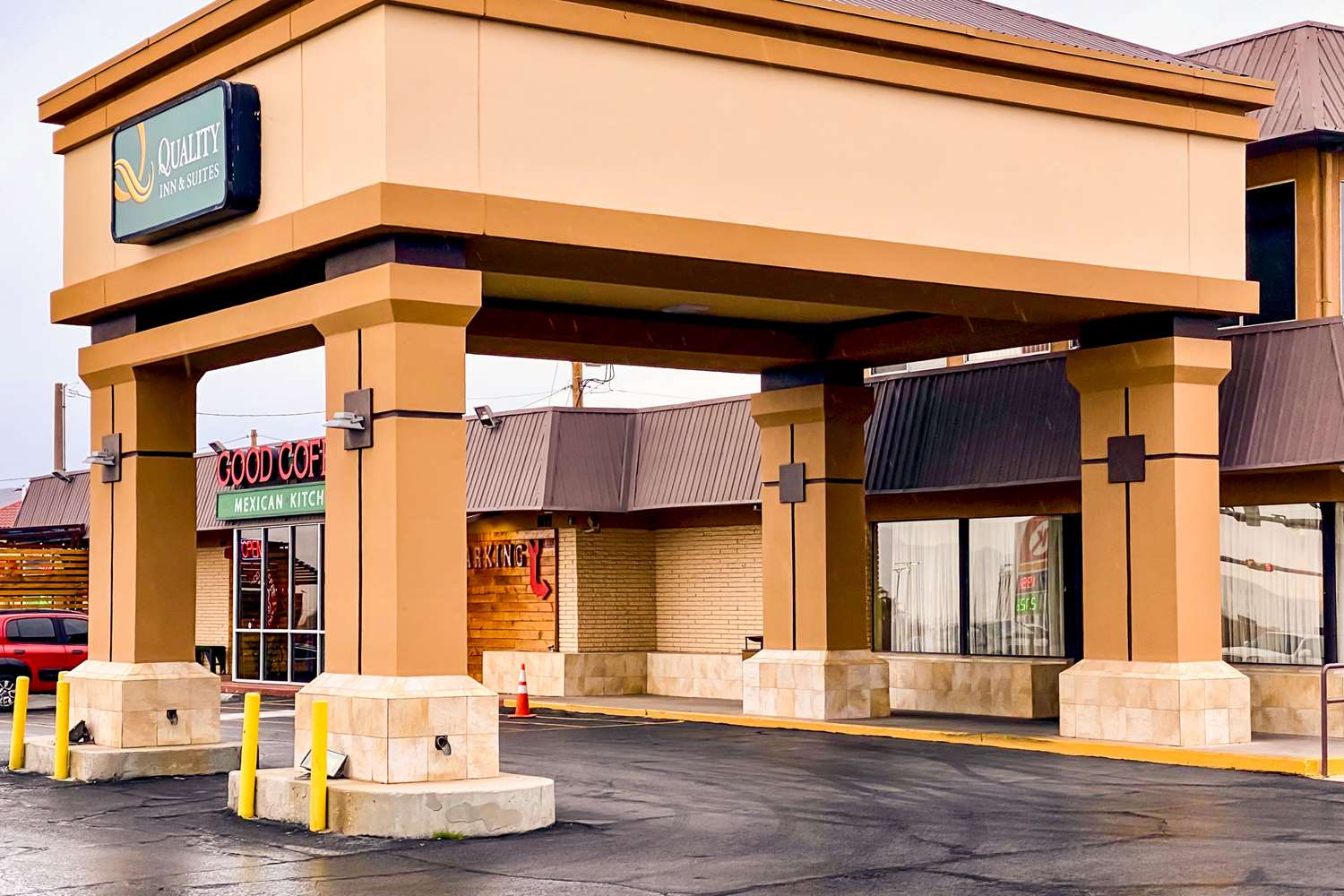 Quality Inn & Suites Airport El Paso 14/15
