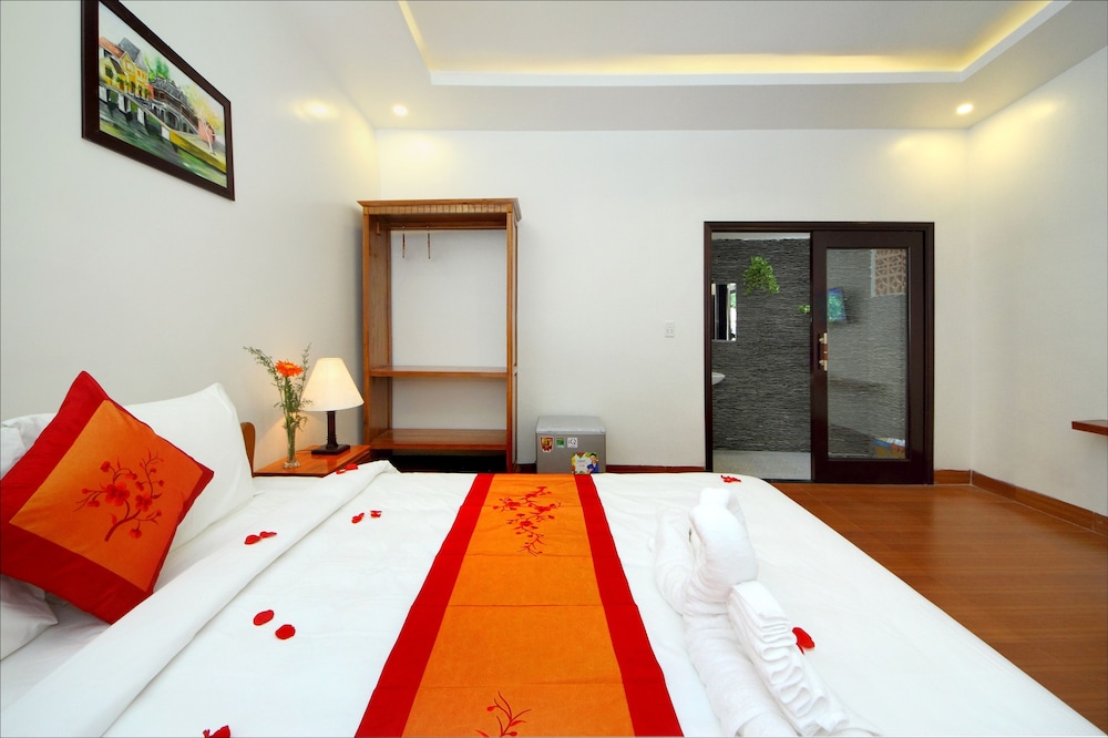 BLUE LAKE HOMESTAY 23/56
