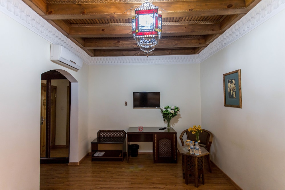 Kukaldosh Hotel 22/73