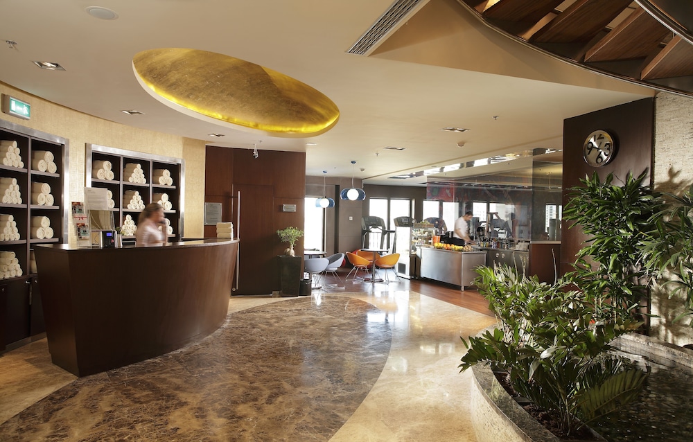 Lobby at Istanbul Marriott Asia Hotel, ISTANBUL