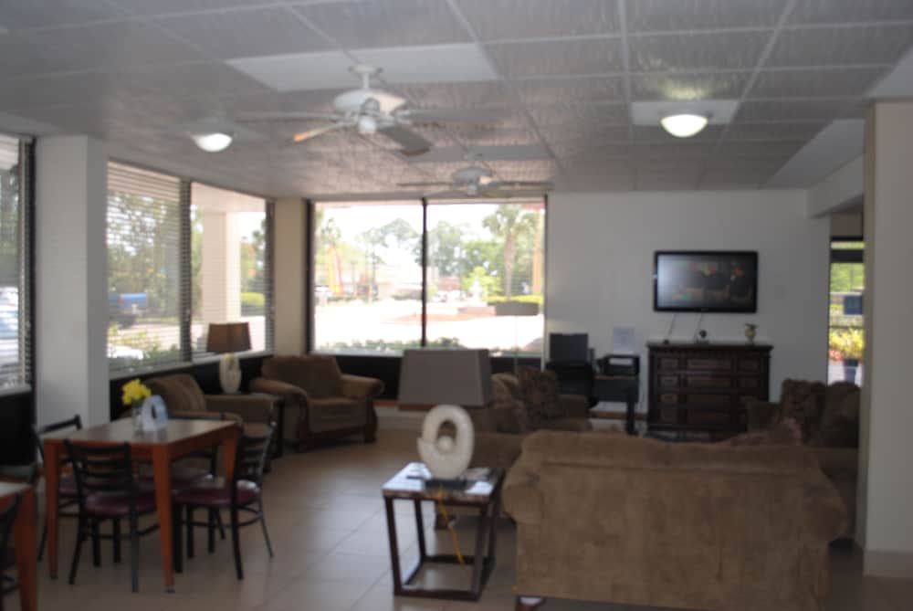 Days Inn By Wyndham Jacksonville Airport 25/31