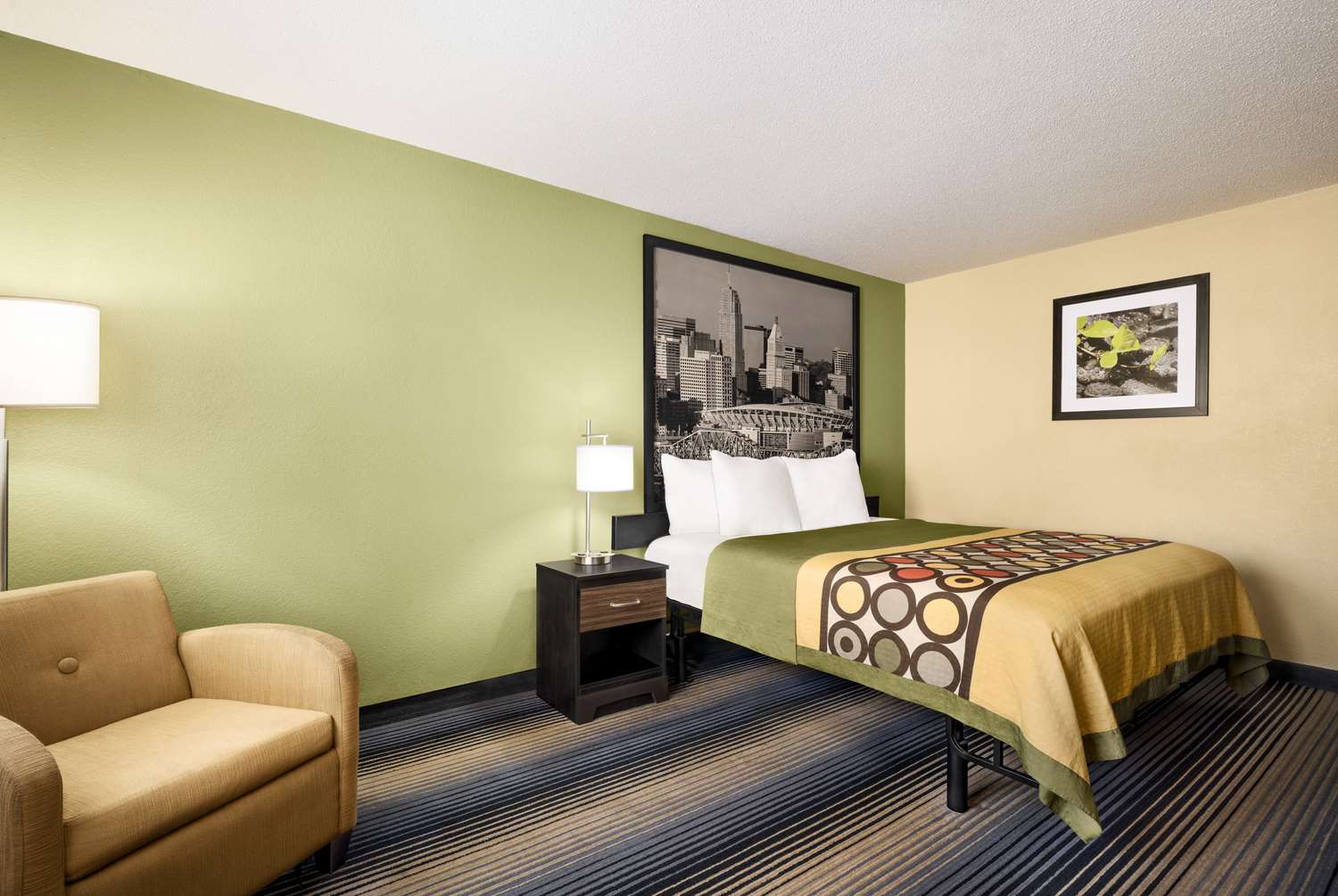 Super 8 by Wyndham Maysville KY 11/35