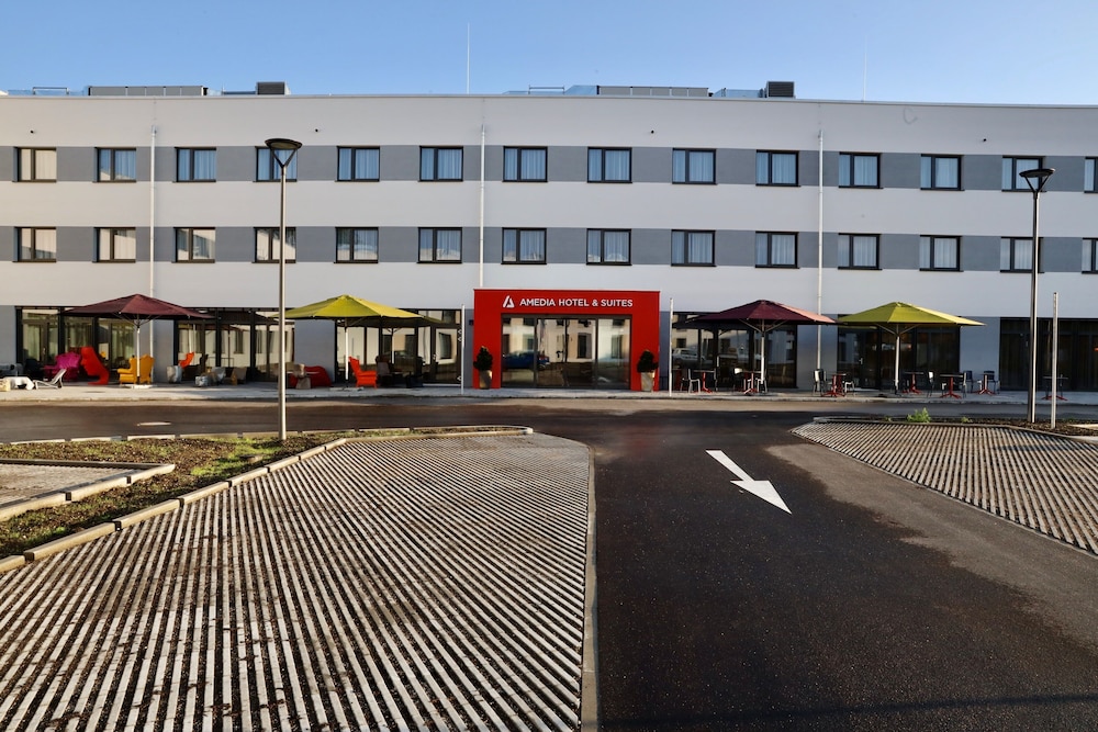 The Rhin Hotel 52/59