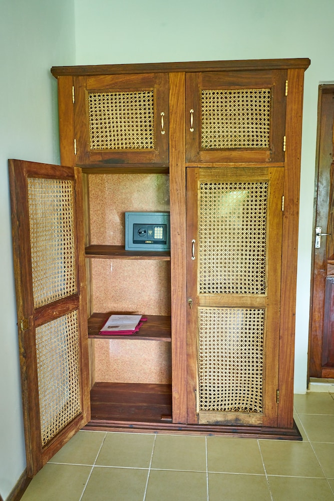 Spice Island Hotel and Resort 10/64