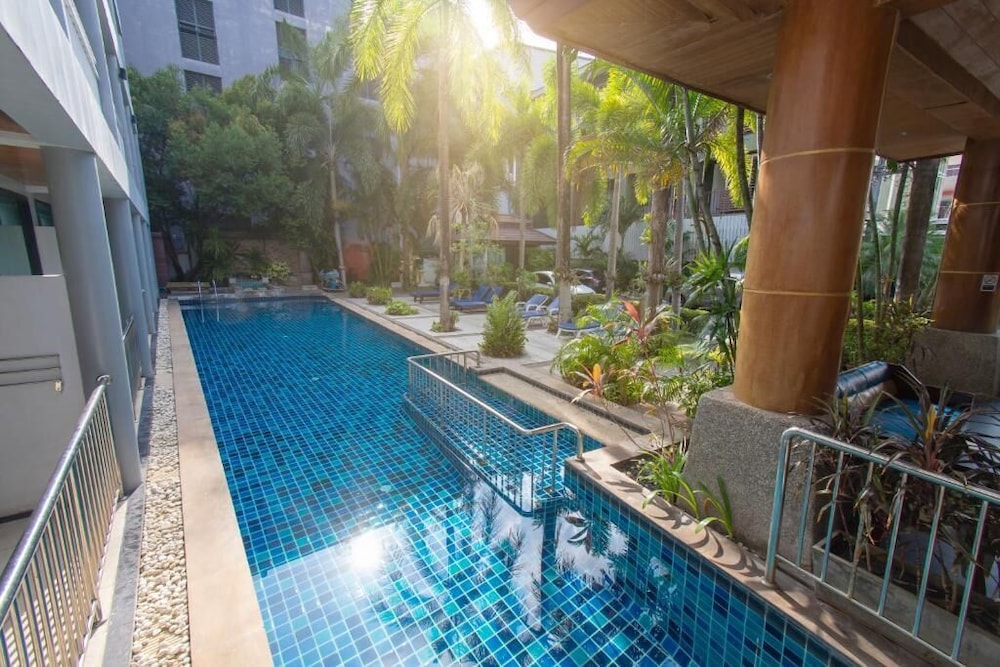 HONEY RESORT 39/42