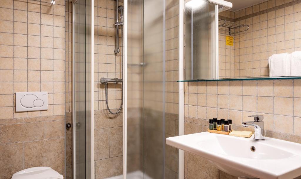 Economy, Double Bed, No Balcony، Boutique Beach Resort Podstine 3/5